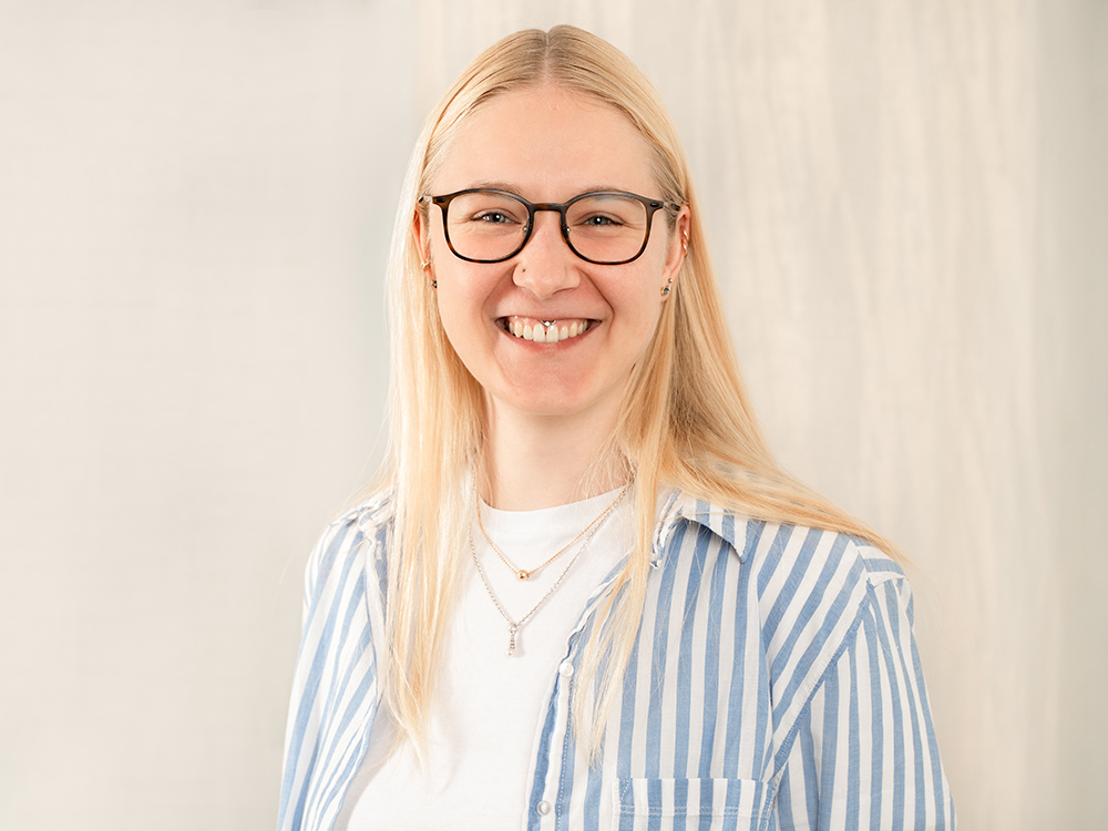 Lena Lüthi